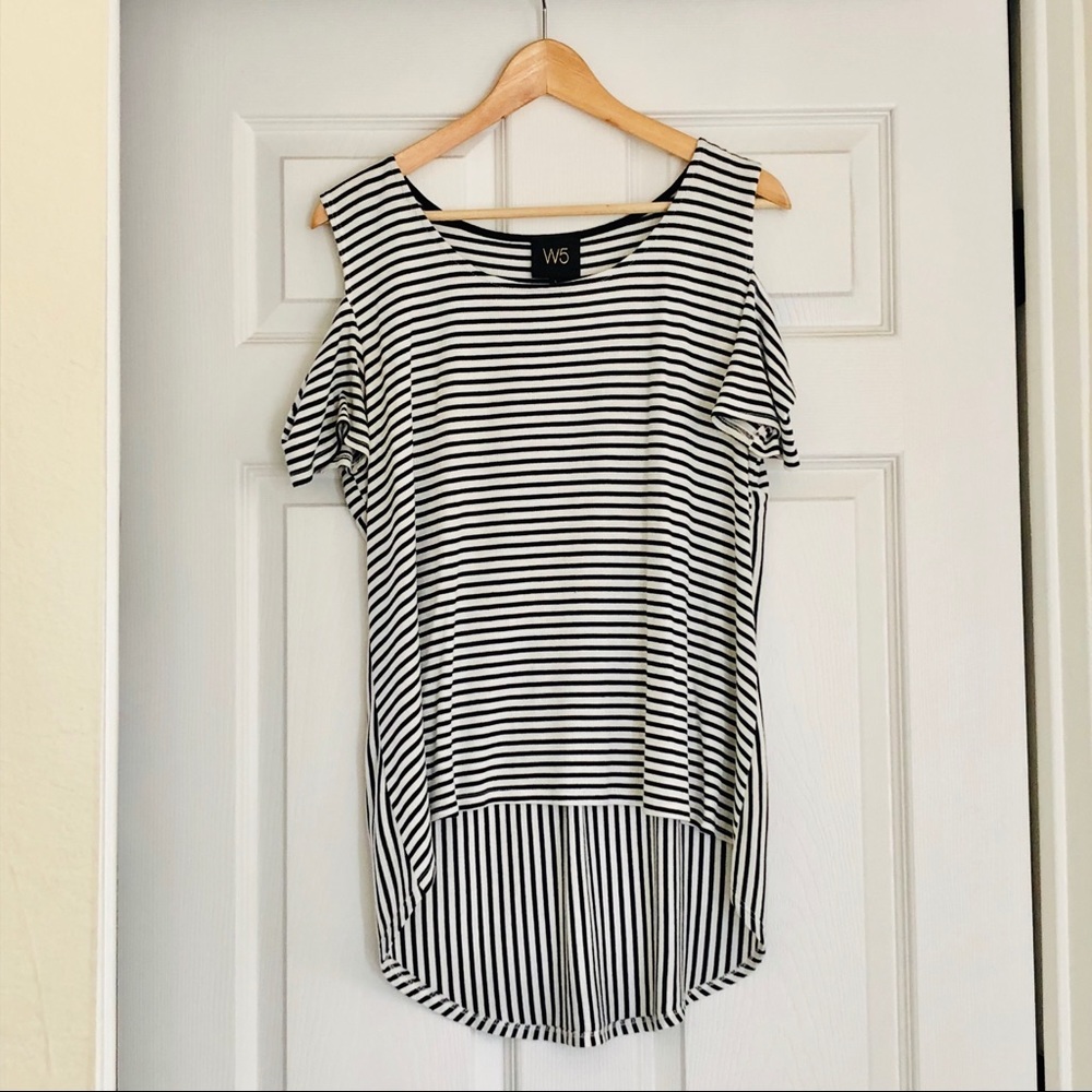 Striped off-shoulder sleeve blouse